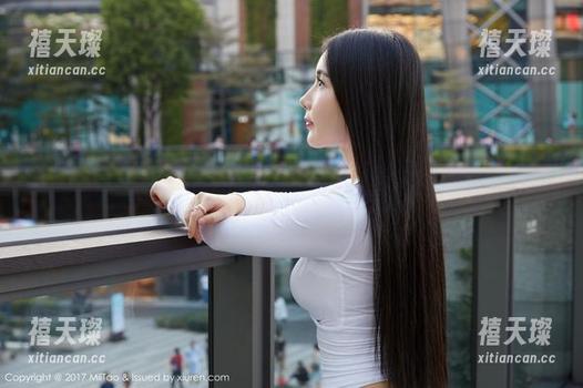 蜜桃社 - 认识学姐初月，从她的原图和图册开始，感受一次小小的心跳！
