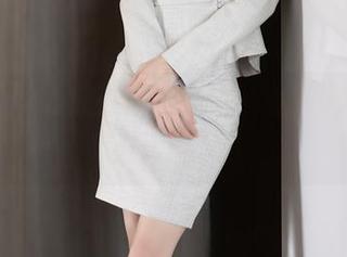 语画界 – 奶瓶的校服写真：如此青春，真让人怀念!