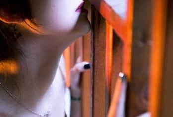 轰趴猫 – 杨晨晨sugar的修女写真，原图来袭，真的不怕羞？
