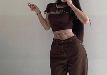 微密圈 – 图片中陈佩奇的红底朝天，让我思考：到底是她在秀，还是我在迷？资源无限！