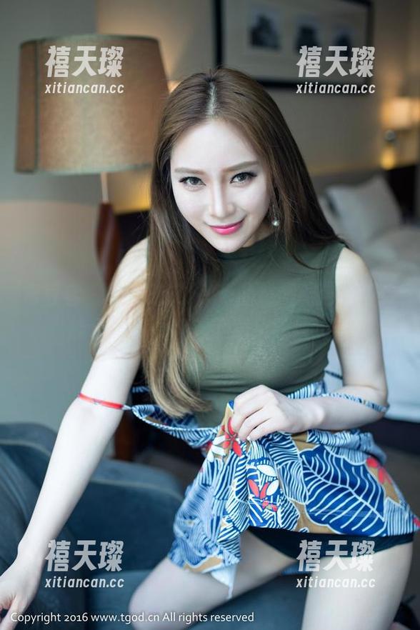 青豆客 - 想要晓艾fafa的制服图包，但你能承受得住吗？下载风险自负！
