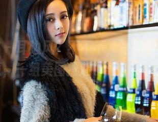 青豆客 – 耳边风？不不不，是莫雅淇戴着眼镜，一组美图撩起了我的小心思！