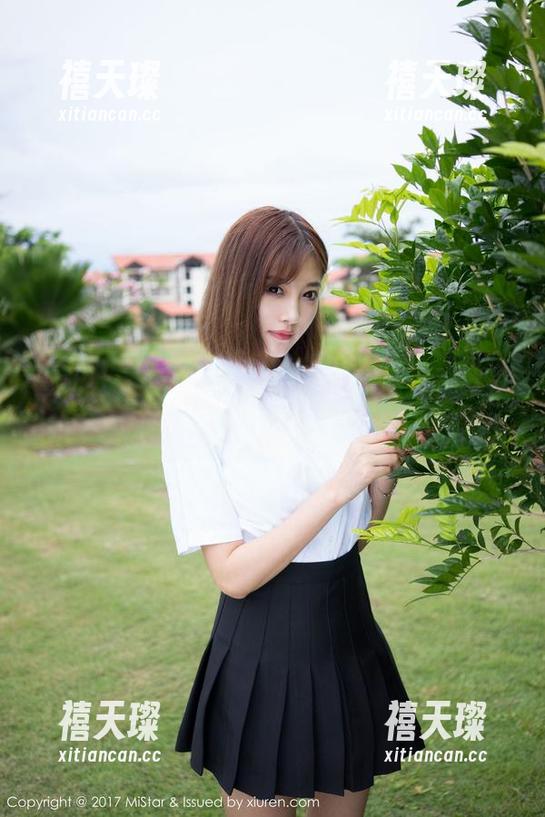 魅妍社 - 免费资源中的绝美瞬间，孙梦瑶V的体操服让人想象无限。